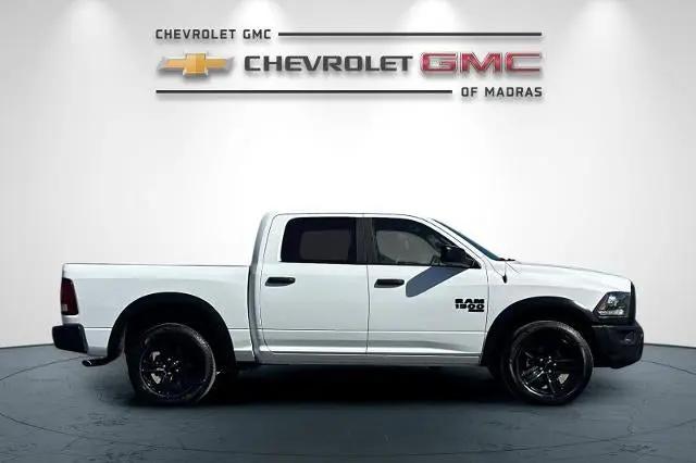 2024 Ram 1500 Classic Warlock Crew Cab 4x4 5'7" Box