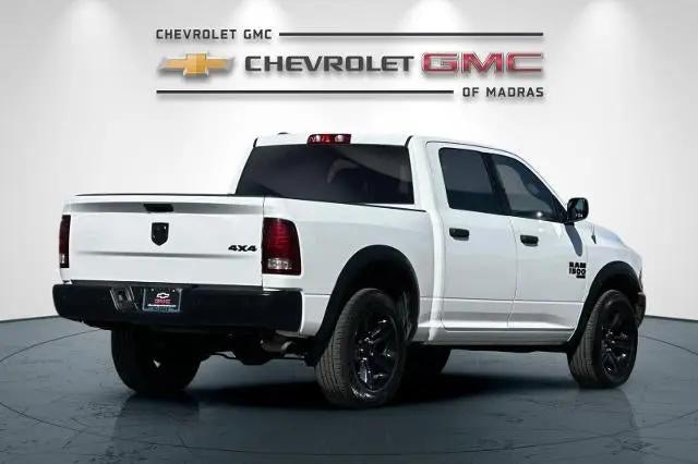 2024 Ram 1500 Classic Warlock Crew Cab 4x4 5'7" Box