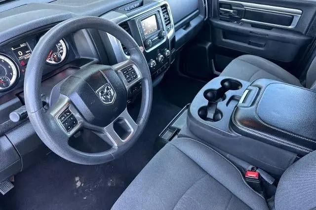 2024 Ram 1500 Classic Warlock Crew Cab 4x4 5'7" Box