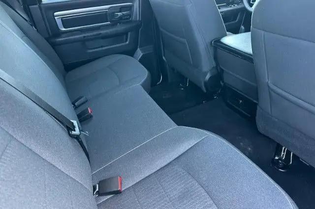 2024 Ram 1500 Classic Warlock Crew Cab 4x4 5'7" Box