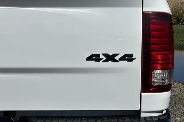 2024 Ram 1500 Classic Warlock Crew Cab 4x4 5'7" Box