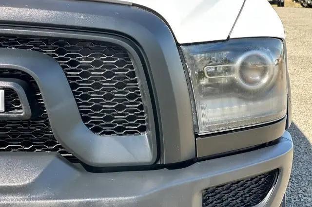 2024 Ram 1500 Classic Warlock Crew Cab 4x4 5'7" Box