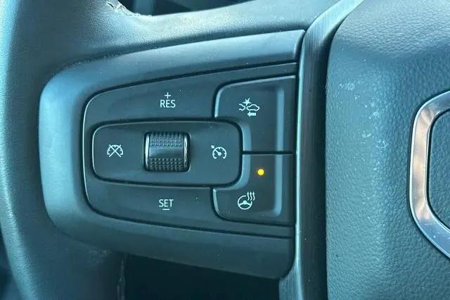 2025 GMC Sierra 2500HD 4WD Crew Cab Standard Bed AT4