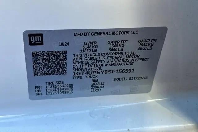 2025 GMC Sierra 2500HD 4WD Crew Cab Standard Bed AT4