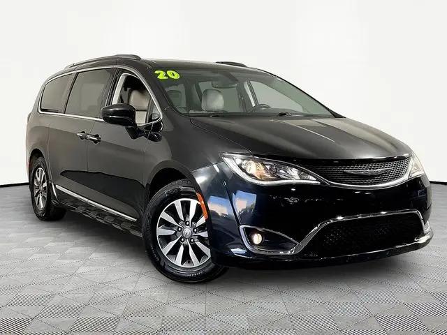 2020 Chrysler Pacifica Touring L Plus