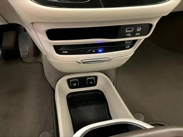 2020 Chrysler Pacifica Touring L Plus