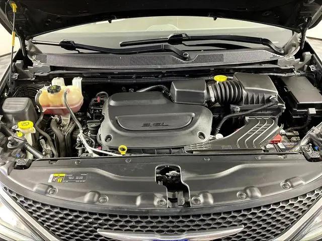 2020 Chrysler Pacifica Touring L Plus