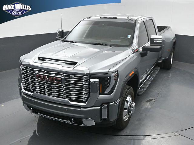 2025 GMC Sierra 3500HD 4WD Crew Cab Long Bed Denali