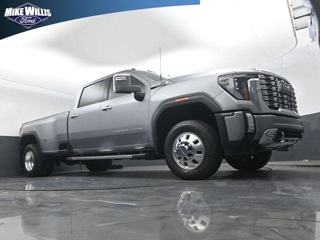 2025 GMC Sierra 3500HD 4WD Crew Cab Long Bed Denali