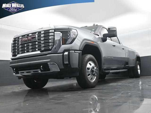 2025 GMC Sierra 3500HD 4WD Crew Cab Long Bed Denali