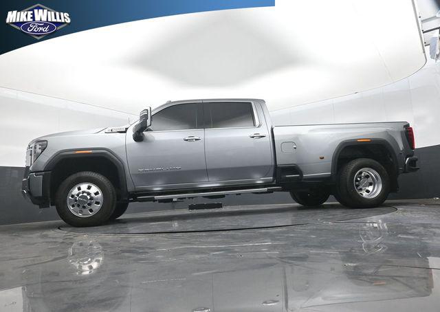 2025 GMC Sierra 3500HD 4WD Crew Cab Long Bed Denali