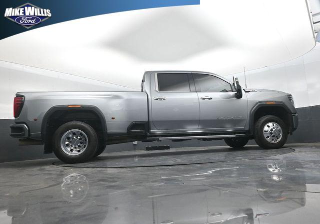 2025 GMC Sierra 3500HD 4WD Crew Cab Long Bed Denali