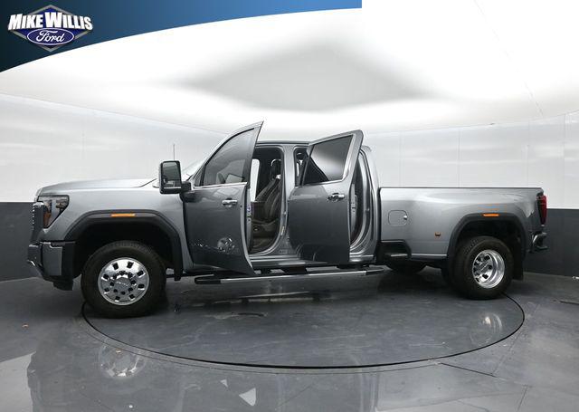2025 GMC Sierra 3500HD 4WD Crew Cab Long Bed Denali