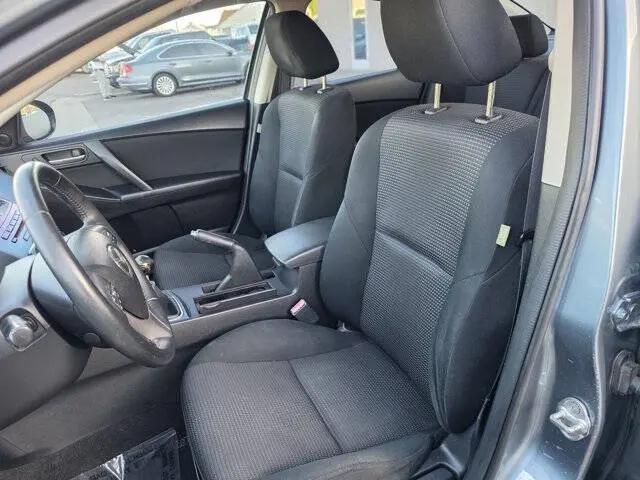 2012 Mazda Mazda3 i Touring