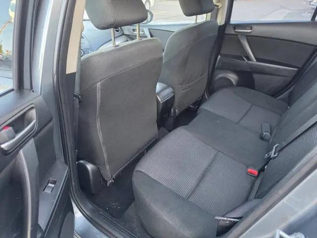 2012 Mazda Mazda3 i Touring