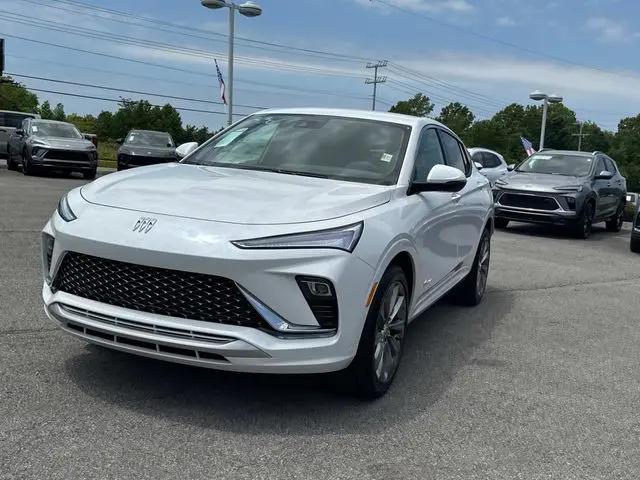 2026 Buick NV Avenir FWD