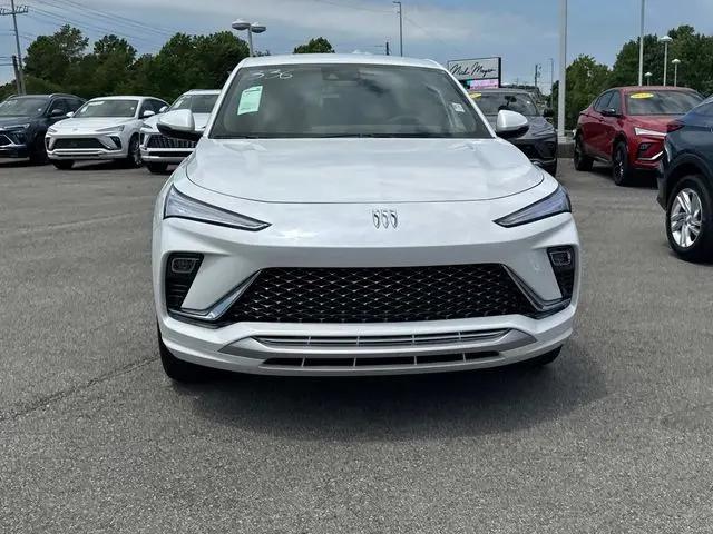 2026 Buick NV Avenir FWD