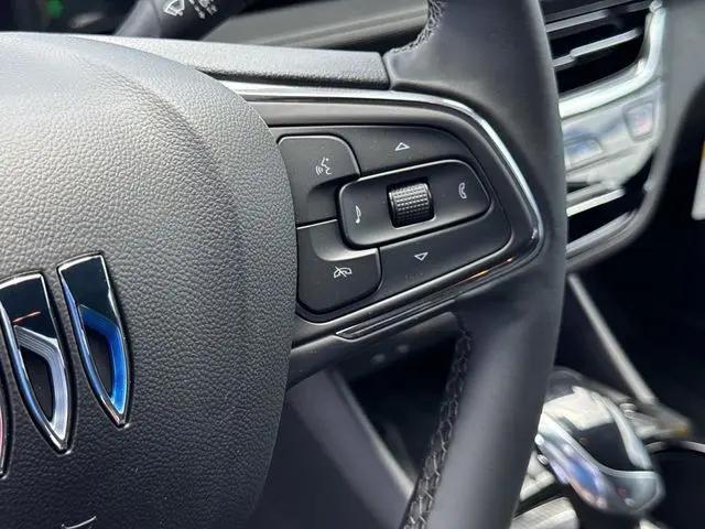 2026 Buick NV Avenir FWD
