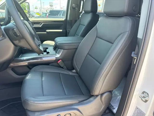 2026 Chevrolet Silverado 2500HD Crew Cab, Standard Bed, LTZ, 4WD