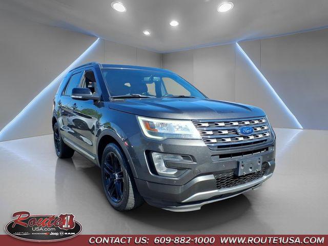 2017 Ford Explorer XLT 2017 Ford Explorer XLT