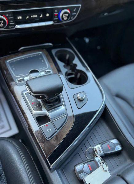 2017 Audi Q7 3.0T Premium