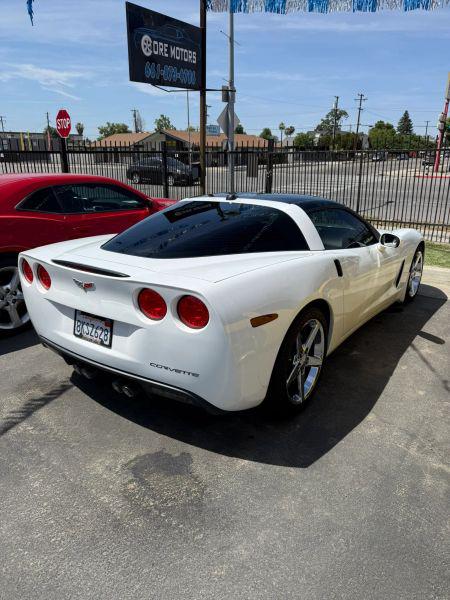 2005 Chevrolet Corvette Base