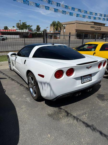 2005 Chevrolet Corvette Base