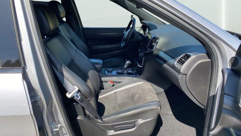 2019 Jeep Grand Cherokee Laredo