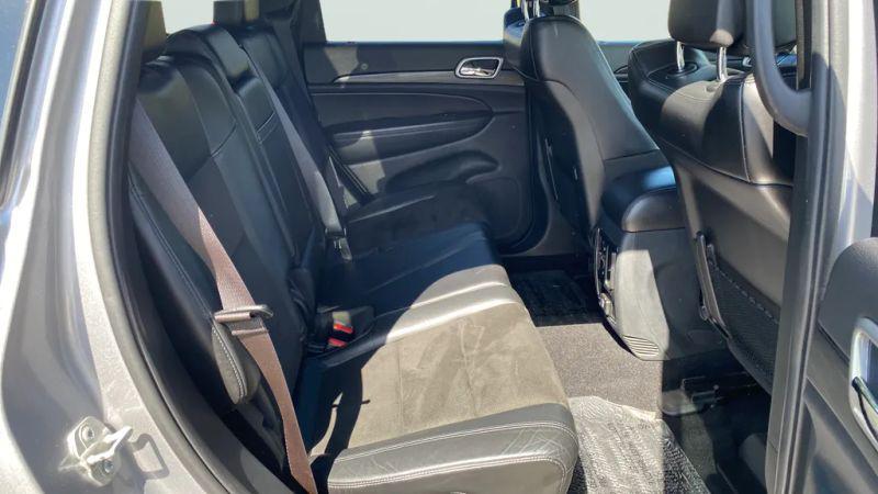 2019 Jeep Grand Cherokee Laredo