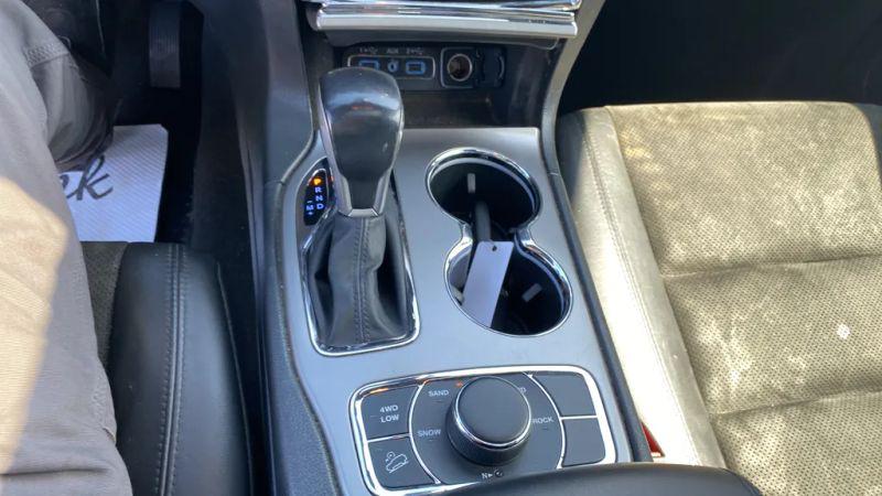 2019 Jeep Grand Cherokee Laredo
