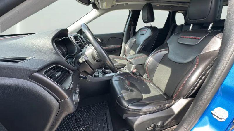 2021 Jeep Cherokee Trailhawk
