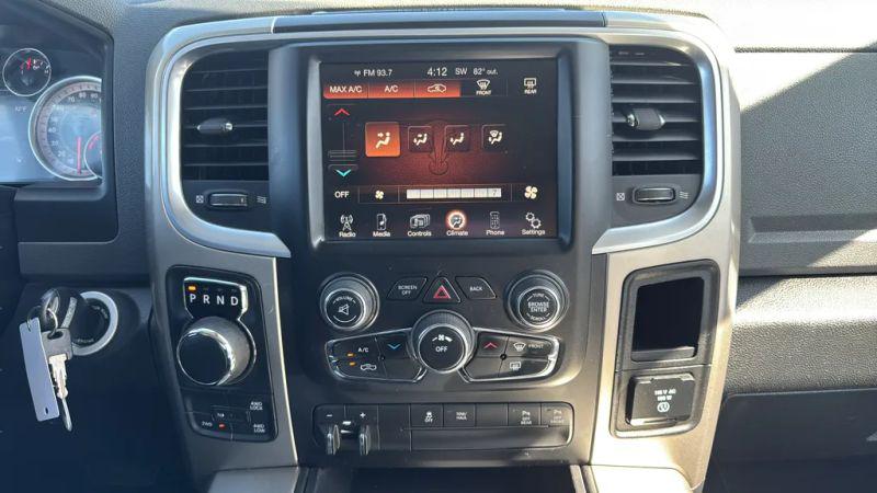 2015 Ram 1500 SLT