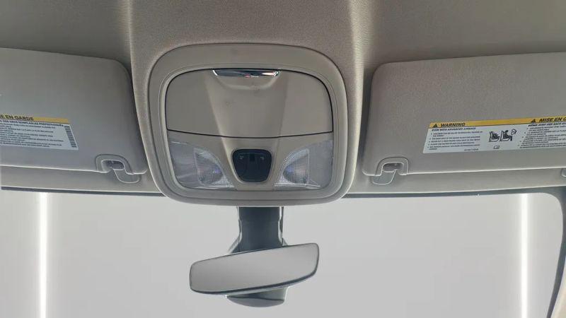 2015 Chrysler 200 LX