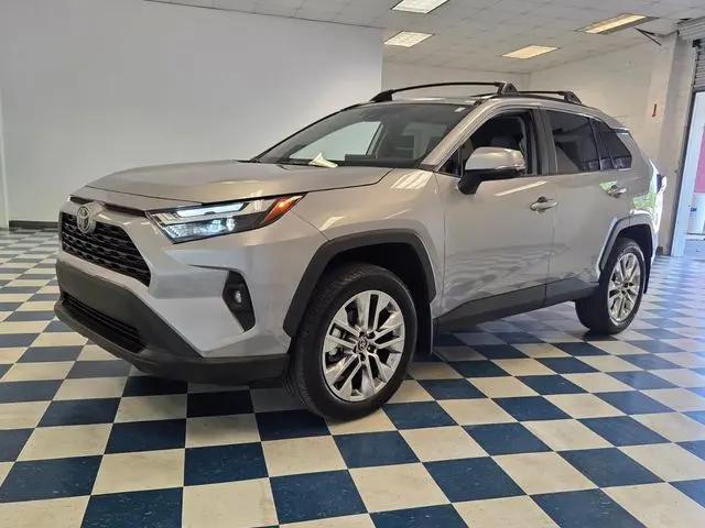 2025 Toyota RAV4 XLE Premium