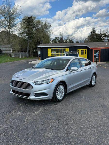 2014 Ford Fusion Hybrid SE