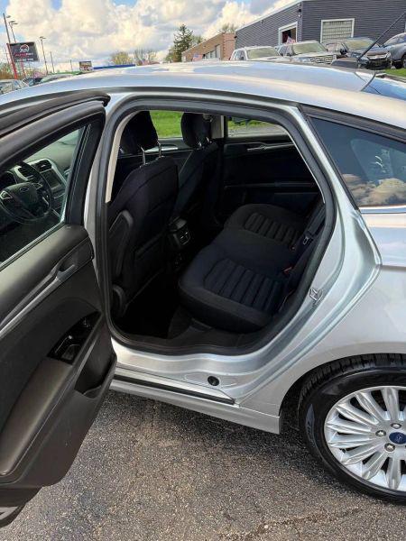 2014 Ford Fusion Hybrid SE