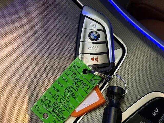 2023 BMW X5 sDrive40i