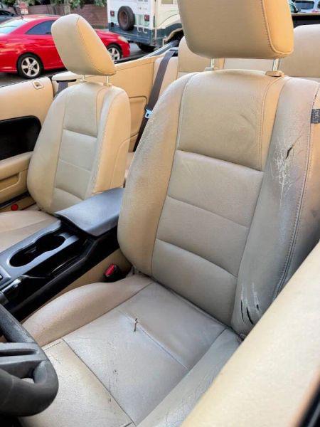 2007 Ford Mustang V6 Deluxe