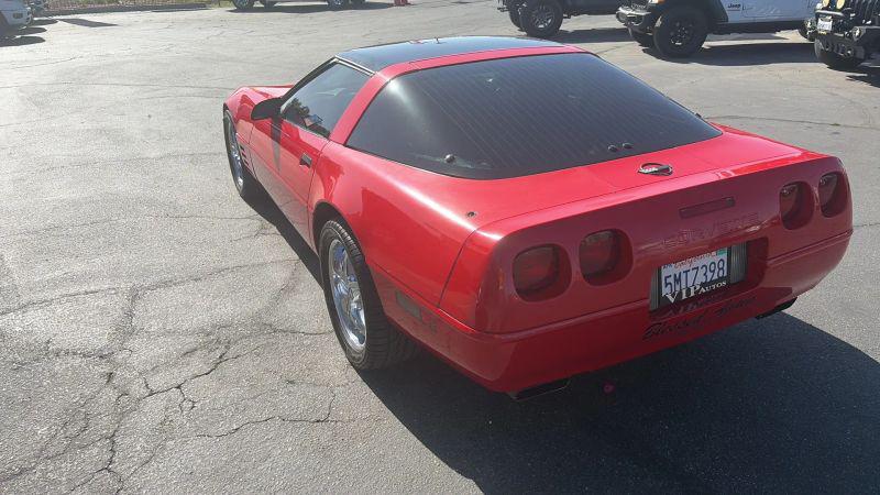 1992 Chevrolet Corvette Base
