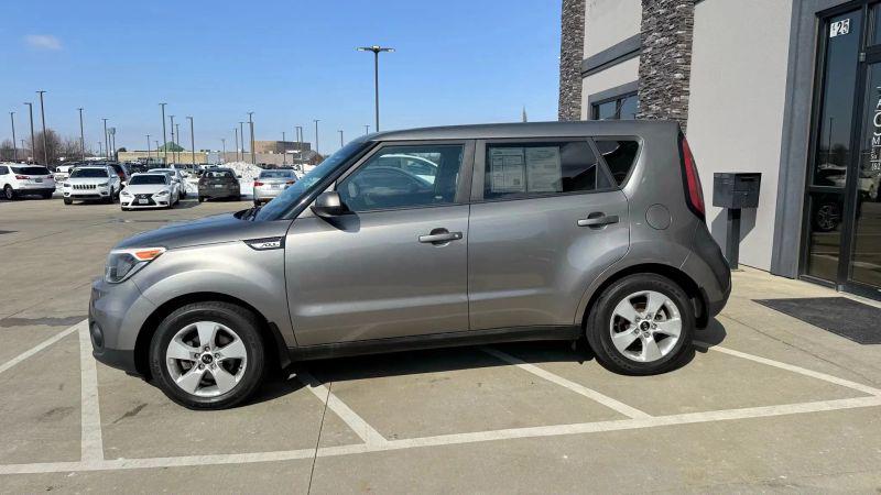 2017 Kia Soul Base