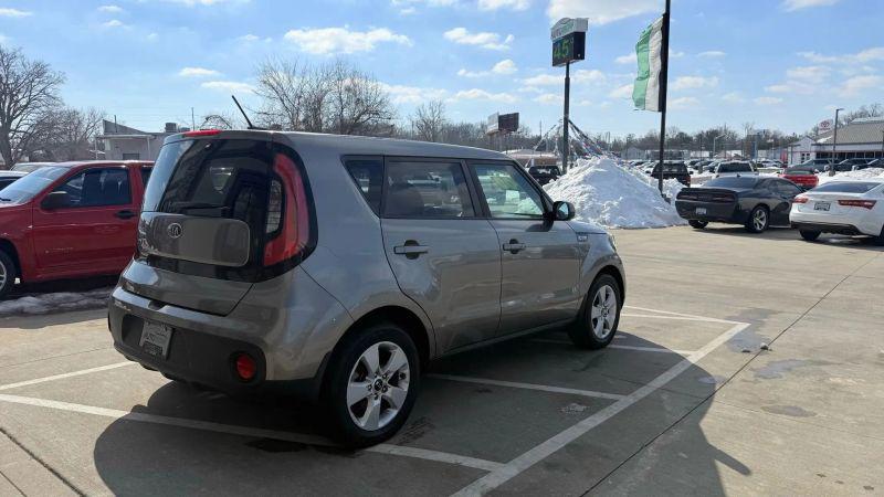 2017 Kia Soul Base