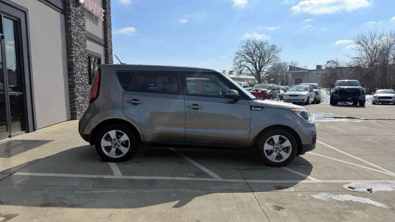 2017 Kia Soul Base