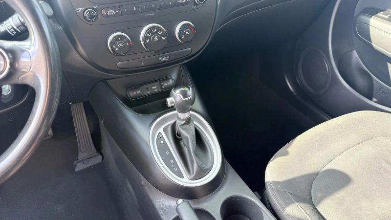 2017 Kia Soul Base