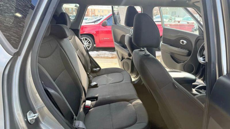 2017 Kia Soul Base