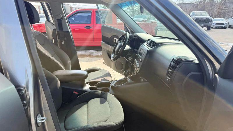 2017 Kia Soul Base