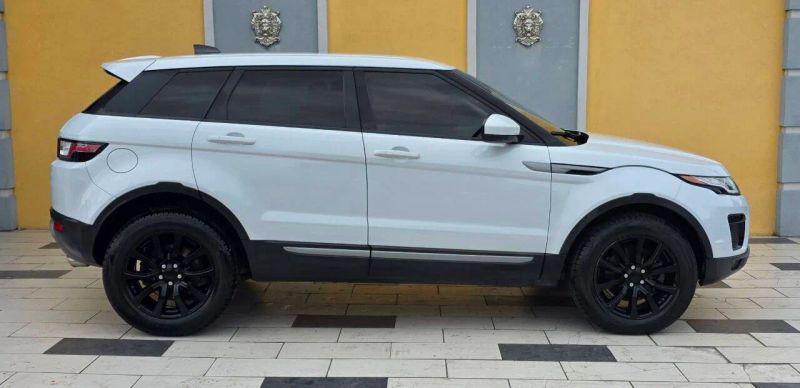 2019 Land Rover Range Rover Evoque SE Premium