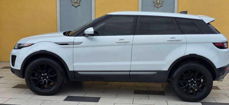 2019 Land Rover Range Rover Evoque SE Premium