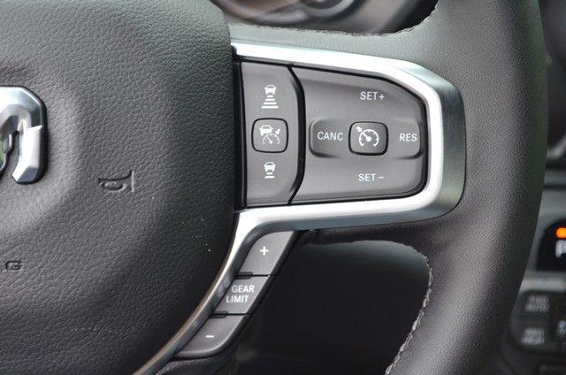 2026 Ram 1500 Express Crew Cab 4x4 57 Box