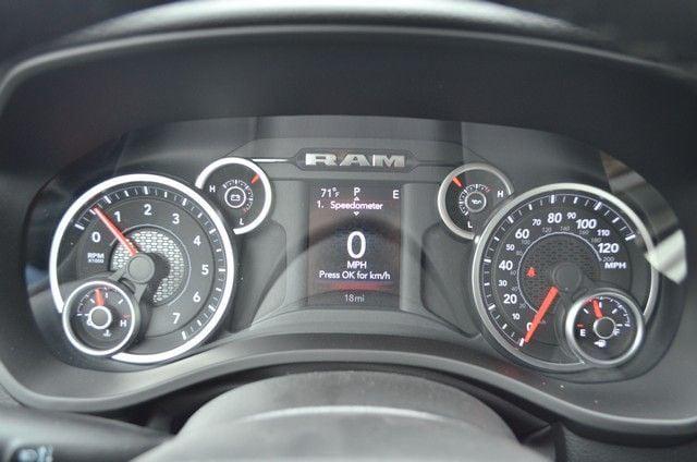 2026 Ram 1500 Express Crew Cab 4x4 57 Box