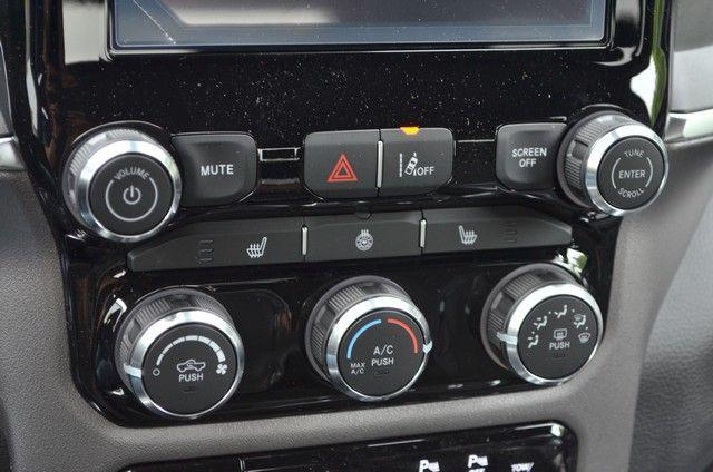 2026 Ram 1500 Express Crew Cab 4x4 57 Box